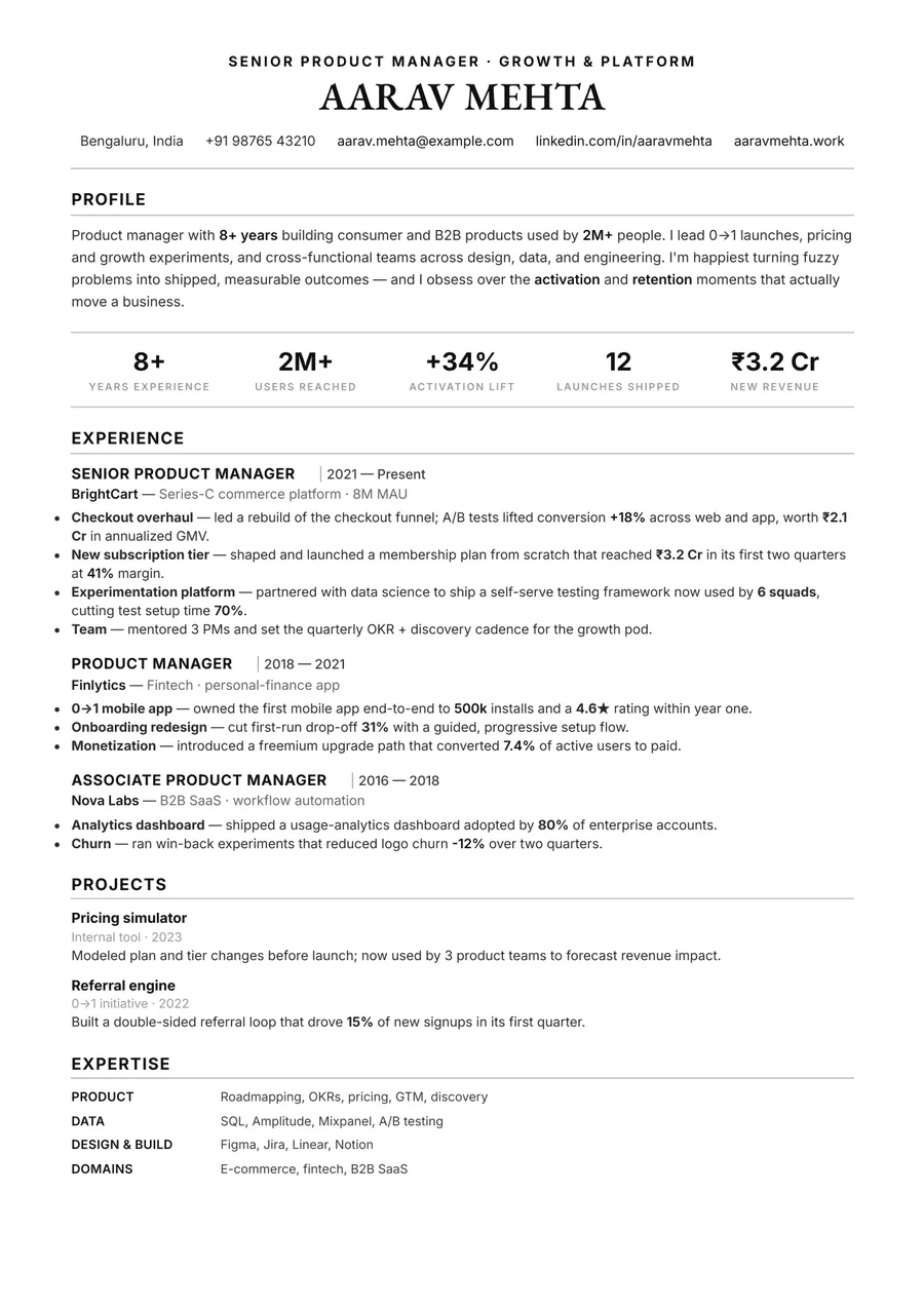Black & white Formal resume template — Premium style