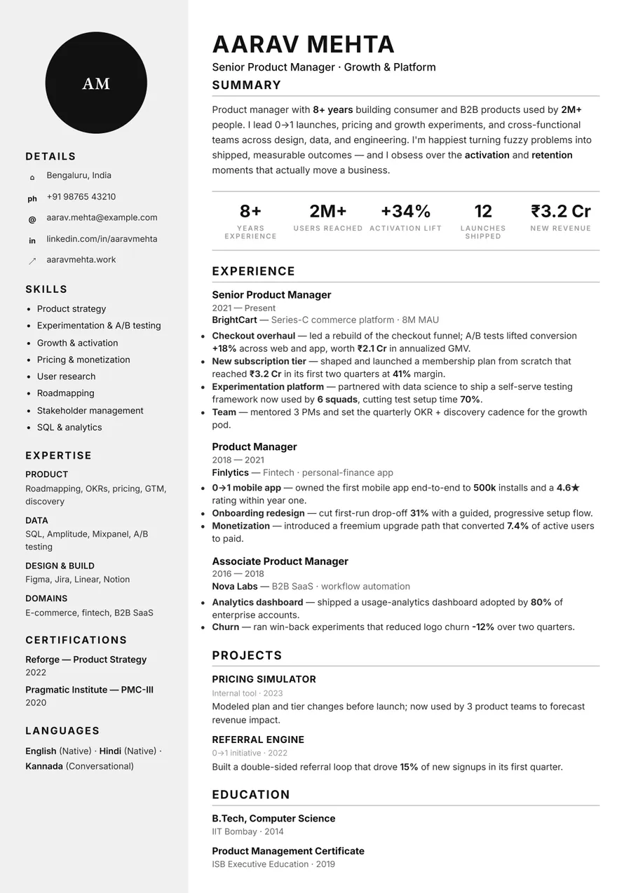 Black & white Portrait resume template — Premium style