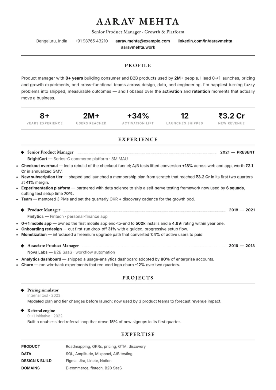 Black & white Traditional resume template — Premium style